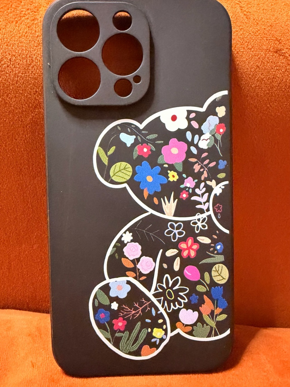 Black Floral Bear Silicone Phone Case - Protective & Stylish